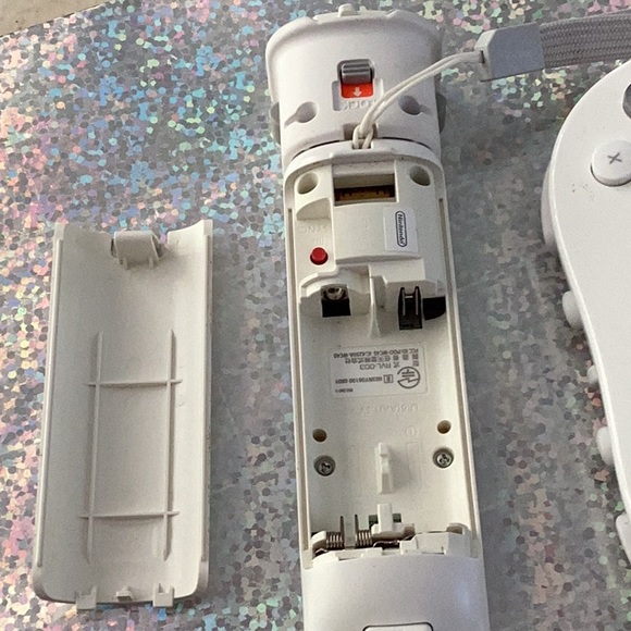 Nintendo Wii Remote & Motion Plus Adapter & Wii Classic Controller Lot Of 2 OEM - Picture 15 of 16